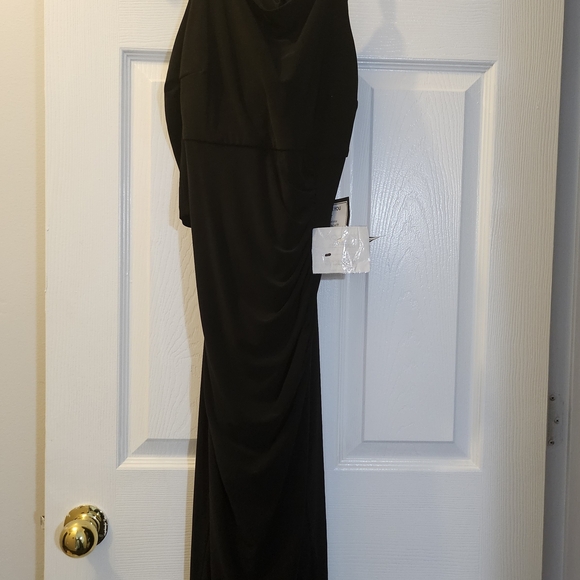 MSK Black Cold Shoulder Long Sleeve Dress - Picture 4 of 7